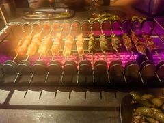 -麦凯伦烧烤·精酿超级工厂店(金桥总店)