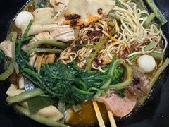 -万记麻辣烫国展总店