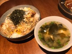 咖喱猪排蛋包饭-山杏yama-katsu·吉列炸物