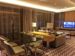 -阿瓦尼河滨曼谷酒店