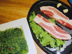 蜂巢厚猪五花-小米烤肉-泥炉炭烤(常营店)