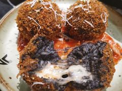 墨鱼芝士饭团-KCOOKING概念韩餐(世茂52+店)