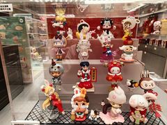 -泡泡玛特POPMART(蓝色港湾店)