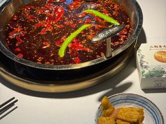 -二荆条·城市森林火锅旗舰店