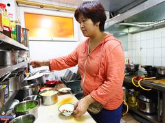 -三番火辣串串香(总店)