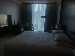 -广州天河希尔顿酒店