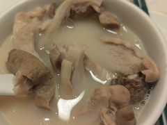 -煲王粤菜餐厅(中侨中心店)