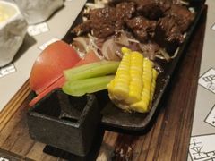 -穹六人间 people 6(岳阳路店)