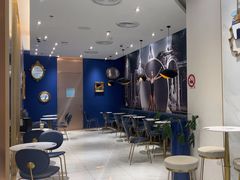-LAVAZZA 拉瓦萨咖啡(北外滩来福士店)