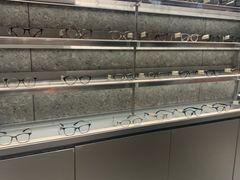 -MUJOSH木九十眼镜(月星环球港B1店)