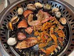 -黑金·寻焰自助百汇·烤肉·火锅(中街店)