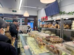 -白玉兰食品(中山公园龙之梦店)