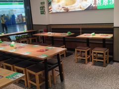 -蒙自源米线大王(东站店)