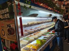 自助取餐区-马路边边麻辣烫联盟路店