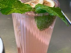 草莓青柠苏打-SMAKA(复兴soho店)