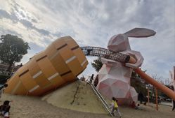 -季高兔窝窝亲子园(上海薰衣草公园店)