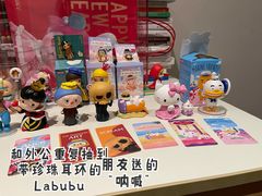 -泡泡玛特POPMART(上海环球港店)