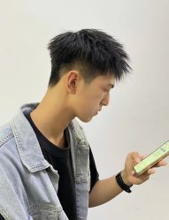 -朗峰专业美发沙龙