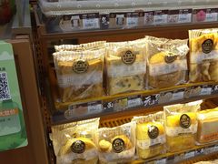 -全家便利店(新闸路二店)