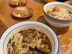 -矮子粉店1985·长沙米粉(湘春路店)