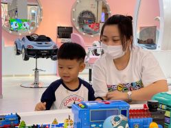 -星咔萌StarCamo儿童剪发(芳圆里IDMALL品牌形象店)