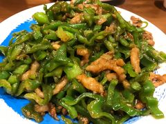 青椒炒肉丝-满园烤鸭·春饼(太原街万达店)