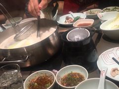 -捞王锅物料理(上海世茂广场店)