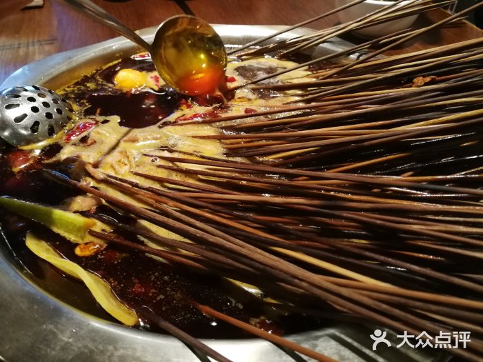 钢五区节子串串香(环球汇·天誉店)图片