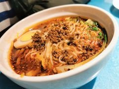 重庆小面-张氏宽窄巷成都菜(澳德乐店)