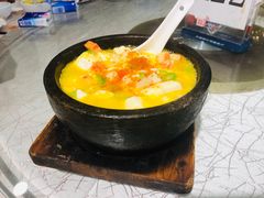 蟹黄石锅豆腐例-顺德佬华侨城店·商务宴请·团建