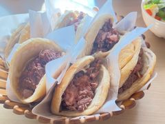 -闫家驴肉老店(华电一校店)