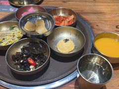 -首尔朴宝·炭火烤肉(五角场店)