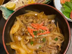 日式牛肉盖饭-左舞日本料理
