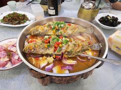 -三湘四水湖南特色餐厅(颐景公寓店)