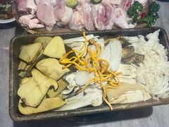 -野·大山里野生菌石锅土鸡(益田假日店)