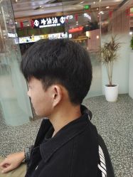 -川和潮人