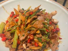 -青红之间·新派融合川菜(慈云寺店)