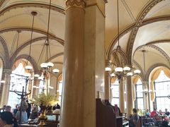 -中央咖啡馆