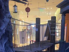 -暴风岛沉浸式体验馆(百联世纪店)