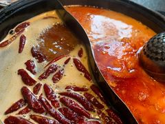 -两三事小郡肝串串香火锅(桂庙店)