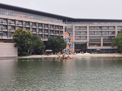 -上海佘山世茂艾美酒店