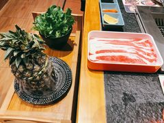菠萝澤豚六两-极焰·烧肉刺身放题(天河领展广场店)