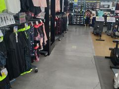 -迪卡侬(鲁泰大道店)