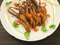 -红樱桃月嫂育婴师(徐汇总店)