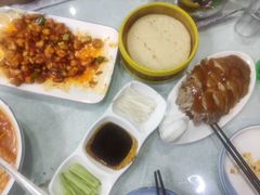 -六和聚传统烤鸭.天津菜(和平店)