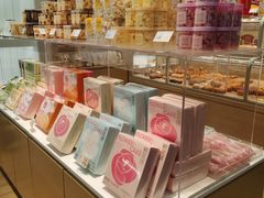 -好利来(新华百货店)