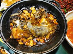 砂锅碟鱼头-叶派龙虾•招牌香辣蟹·海鲜(中海国际店)
