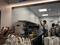 -喜茶(上海淮海中路渔阳里店)