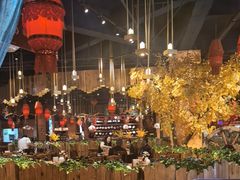 -老滇山寨•云南特色菜•地方菜•民族风情歌舞表演(金碧店)