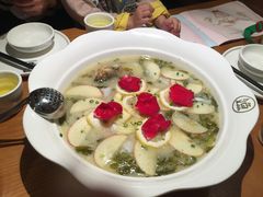 -江渔儿酸菜鱼(映月湖环宇城店)